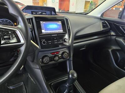 2018 Subaru Impreza 2.0i 4DR SEDAN AWD   - Photo 24 - Hamilton, OH 45015