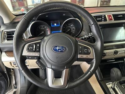 2017 Subaru Outback 2.5i Limited   - Photo 16 - Hamilton, OH 45015