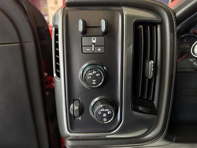 2015 Chevrolet Silverado 1500 LTZ CREW CAB 4X4   - Photo 15 - Hamilton, OH 45015