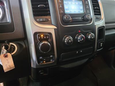 2016 RAM 1500 Big Horn/QUAD CAB/4X4/   - Photo 27 - Hamilton, OH 45015
