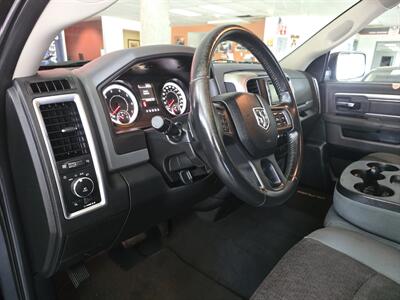 2016 RAM 1500 Big Horn/QUAD CAB/4X4/   - Photo 9 - Hamilton, OH 45015