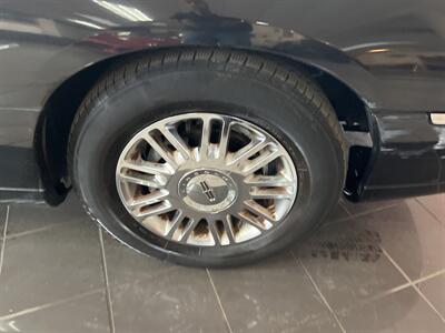 2009 Lincoln Town Car Signature Limited 4DR SEDAN - Photo 26 - Hamilton, OH 45015