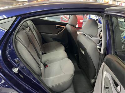 2013 Hyundai Elantra GLS 4DR SEDAN   - Photo 21 - Hamilton, OH 45015