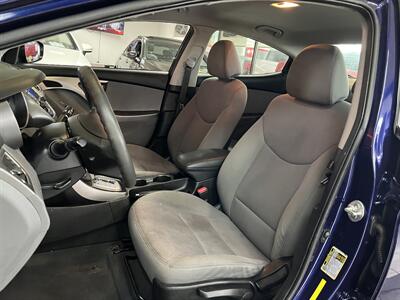 2013 Hyundai Elantra GLS 4DR SEDAN   - Photo 9 - Hamilton, OH 45015