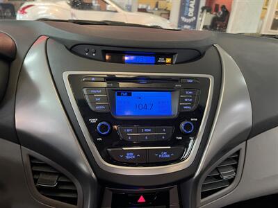 2013 Hyundai Elantra GLS 4DR SEDAN   - Photo 15 - Hamilton, OH 45015