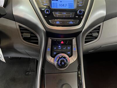 2013 Hyundai Elantra GLS 4DR SEDAN   - Photo 16 - Hamilton, OH 45015