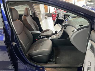2013 Hyundai Elantra GLS 4DR SEDAN   - Photo 23 - Hamilton, OH 45015