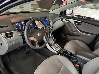 2013 Hyundai Elantra GLS 4DR SEDAN   - Photo 11 - Hamilton, OH 45015