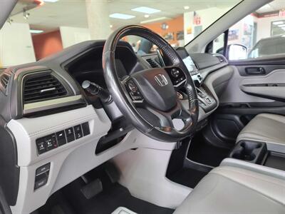 2018 Honda Odyssey EX-L 4DR MINI-VAN   - Photo 9 - Hamilton, OH 45015