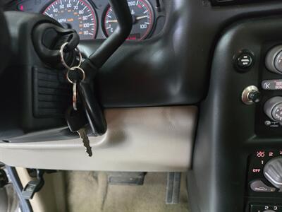 2004 Pontiac Montana Base 4DR EXTENDED MINI-VAN   - Photo 22 - Hamilton, OH 45015