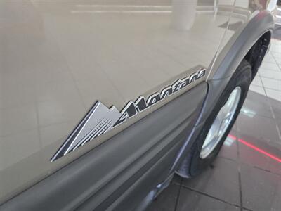 2004 Pontiac Montana Base 4DR EXTENDED MINI-VAN   - Photo 31 - Hamilton, OH 45015