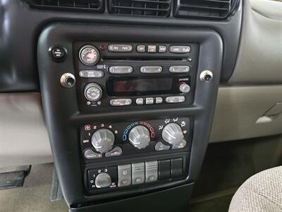 2004 Pontiac Montana Base 4DR EXTENDED MINI-VAN   - Photo 20 - Hamilton, OH 45015