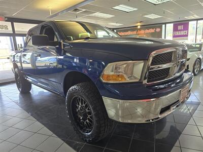 2011 RAM 1500 SLT CREW CAB4X4 HEMI   - Photo 4 - Hamilton, OH 45015