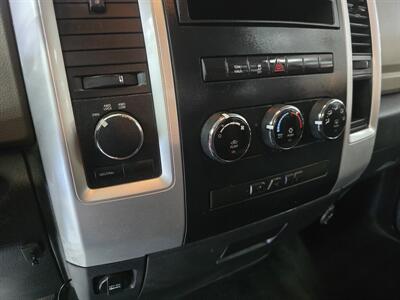 2011 RAM 1500 SLT CREW CAB4X4 HEMI   - Photo 18 - Hamilton, OH 45015