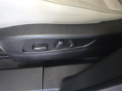 2019 Cadillac XT4 Premium Luxury 4DR SUV AWD   - Photo 18 - Hamilton, OH 45015