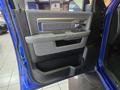 2019 RAM 1500 CLASSIC Big Horn 4DR CREW CAB - Photo 7 - Hamilton, OH 45015