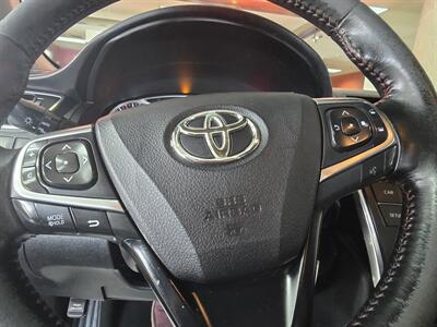 2015 Toyota Camry SE - Photo 21 - Hamilton, OH 45015