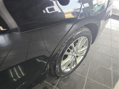 2015 Toyota Camry SE - Photo 28 - Hamilton, OH 45015