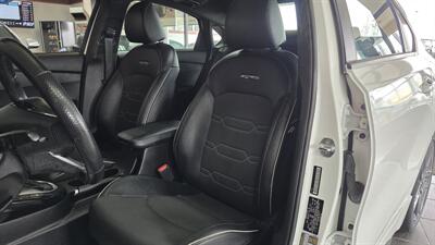 2021 Kia Forte GT-Line   - Photo 10 - Hamilton, OH 45015