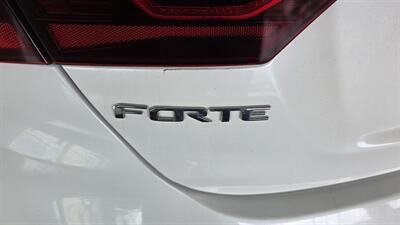2021 Kia Forte GT-Line   - Photo 35 - Hamilton, OH 45015