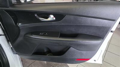 2021 Kia Forte GT-Line   - Photo 28 - Hamilton, OH 45015