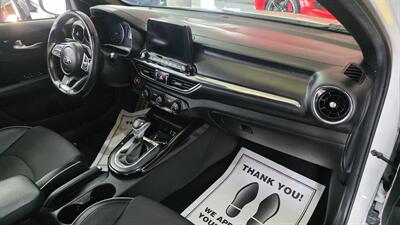 2021 Kia Forte GT-Line   - Photo 27 - Hamilton, OH 45015