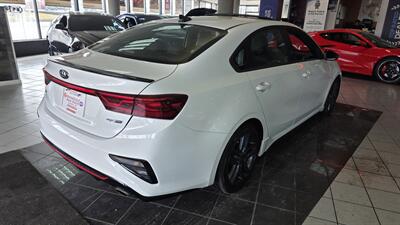 2021 Kia Forte GT-Line   - Photo 6 - Hamilton, OH 45015