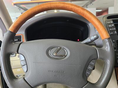 2006 Lexus LS Base 4DR SEDAN   - Photo 23 - Hamilton, OH 45015