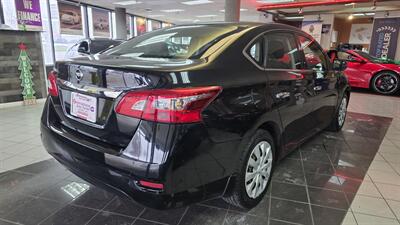 2015 Nissan Sentra S - Photo 6 - Hamilton, OH 45015