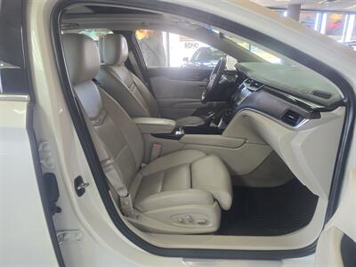 2014 Cadillac XTS Luxury Collection 4DR SEDAN - Photo 14 - Hamilton, OH 45015