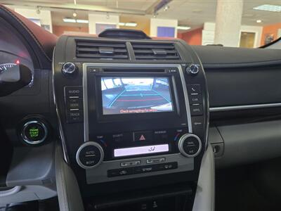 2012 Toyota Camry XLE 4DR SEDAN   - Photo 19 - Hamilton, OH 45015