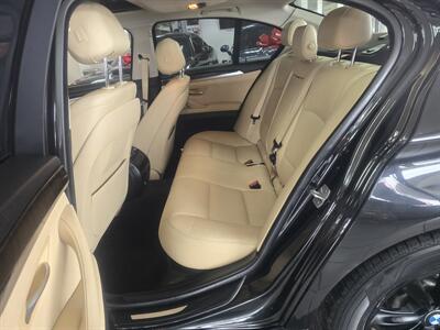 2016 BMW 528i xDrive - Photo 11 - Hamilton, OH 45015