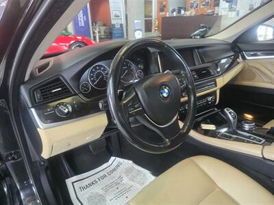 2016 BMW 528i xDrive - Photo 8 - Hamilton, OH 45015