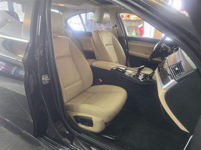 2016 BMW 528i xDrive - Photo 14 - Hamilton, OH 45015