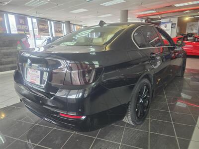 2016 BMW 528i xDrive - Photo 4 - Hamilton, OH 45015