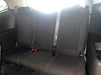 2012 Chevrolet Traverse LT   - Photo 19 - Hamilton, OH 45015