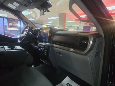 2025 Ford F-150 XLT SUPER CREW 4X4 - Photo 13 - Hamilton, OH 45015