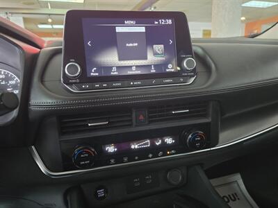 2024 Nissan Rogue SV - Photo 23 - Hamilton, OH 45015