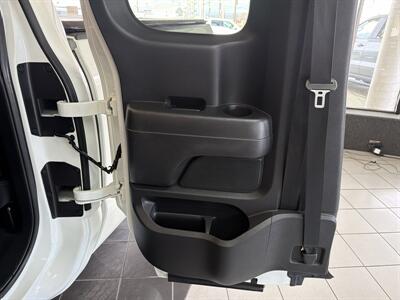 2017 Nissan Titan SV CLUB CAB 4X4   - Photo 20 - Hamilton, OH 45015