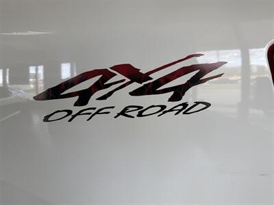 2017 Nissan Titan SV CLUB CAB 4X4   - Photo 31 - Hamilton, OH 45015