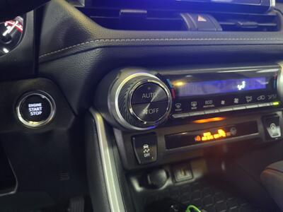 2025 Toyota RAV4 XLE   - Photo 25 - Hamilton, OH 45015