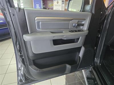 2016 RAM 1500 Big Horn/CREW CAB/HEMI/4X4   - Photo 7 - Hamilton, OH 45015