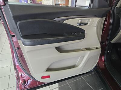 2017 Honda Ridgeline RTL- 4DR CREW CAB   - Photo 7 - Hamilton, OH 45015