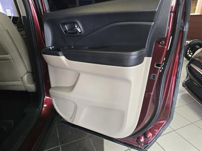 2017 Honda Ridgeline RTL- 4DR CREW CAB   - Photo 15 - Hamilton, OH 45015