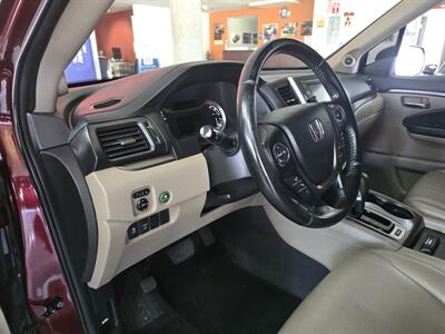 2017 Honda Ridgeline RTL- 4DR CREW CAB   - Photo 8 - Hamilton, OH 45015