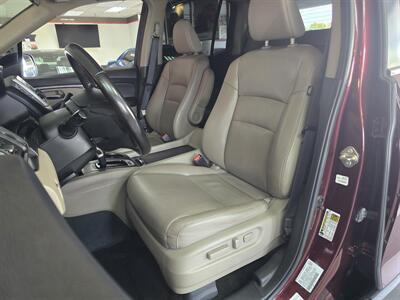 2017 Honda Ridgeline RTL- 4DR CREW CAB   - Photo 9 - Hamilton, OH 45015