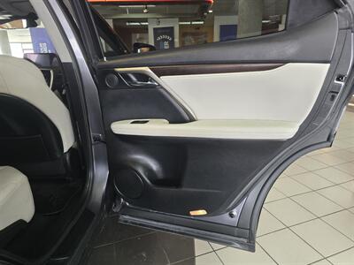 2021 Lexus RX Base 4DR SUV AWD   - Photo 16 - Hamilton, OH 45015