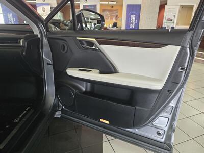 2021 Lexus RX Base 4DR SUV AWD   - Photo 13 - Hamilton, OH 45015