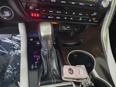 2021 Lexus RX Base 4DR SUV AWD   - Photo 21 - Hamilton, OH 45015