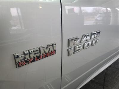 2016 RAM 1500 SLT CREW CAB4X4 HEMI   - Photo 25 - Hamilton, OH 45015